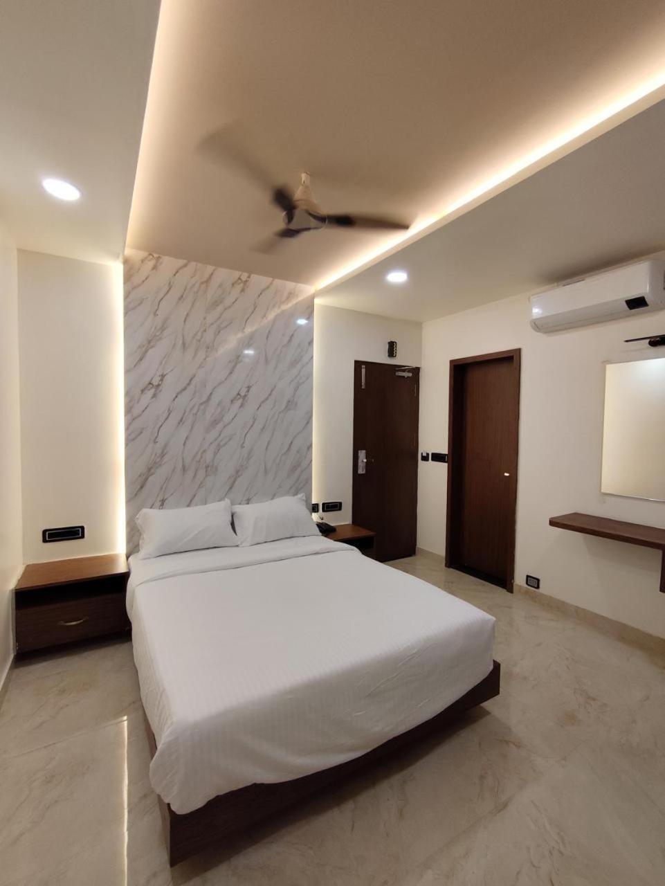 Sree Mahalakshmi Residency By K Hotels Virudunagar Eksteriør billede